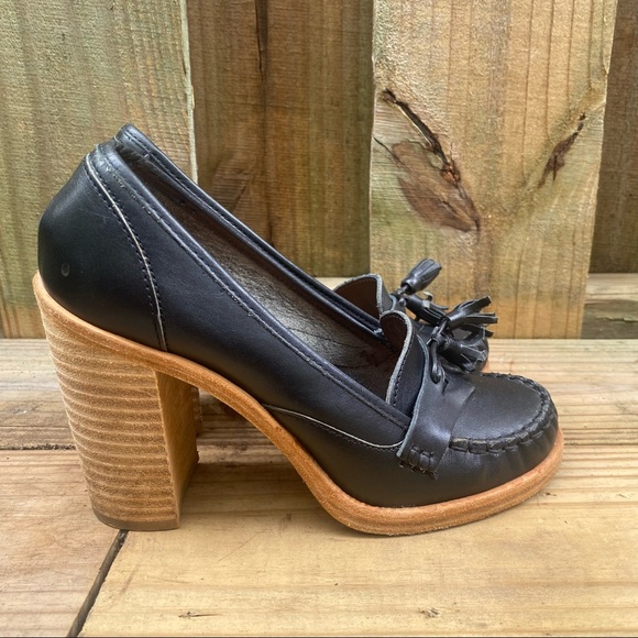 Swedish Hasbeens Tassel Loafer. Size 7 Gently Worn - Picture 4 of 9